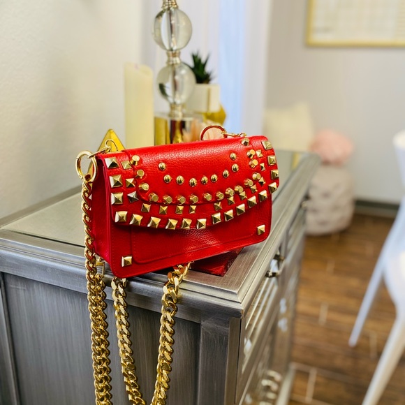 GOLD LOVE - Picture 11 of 15